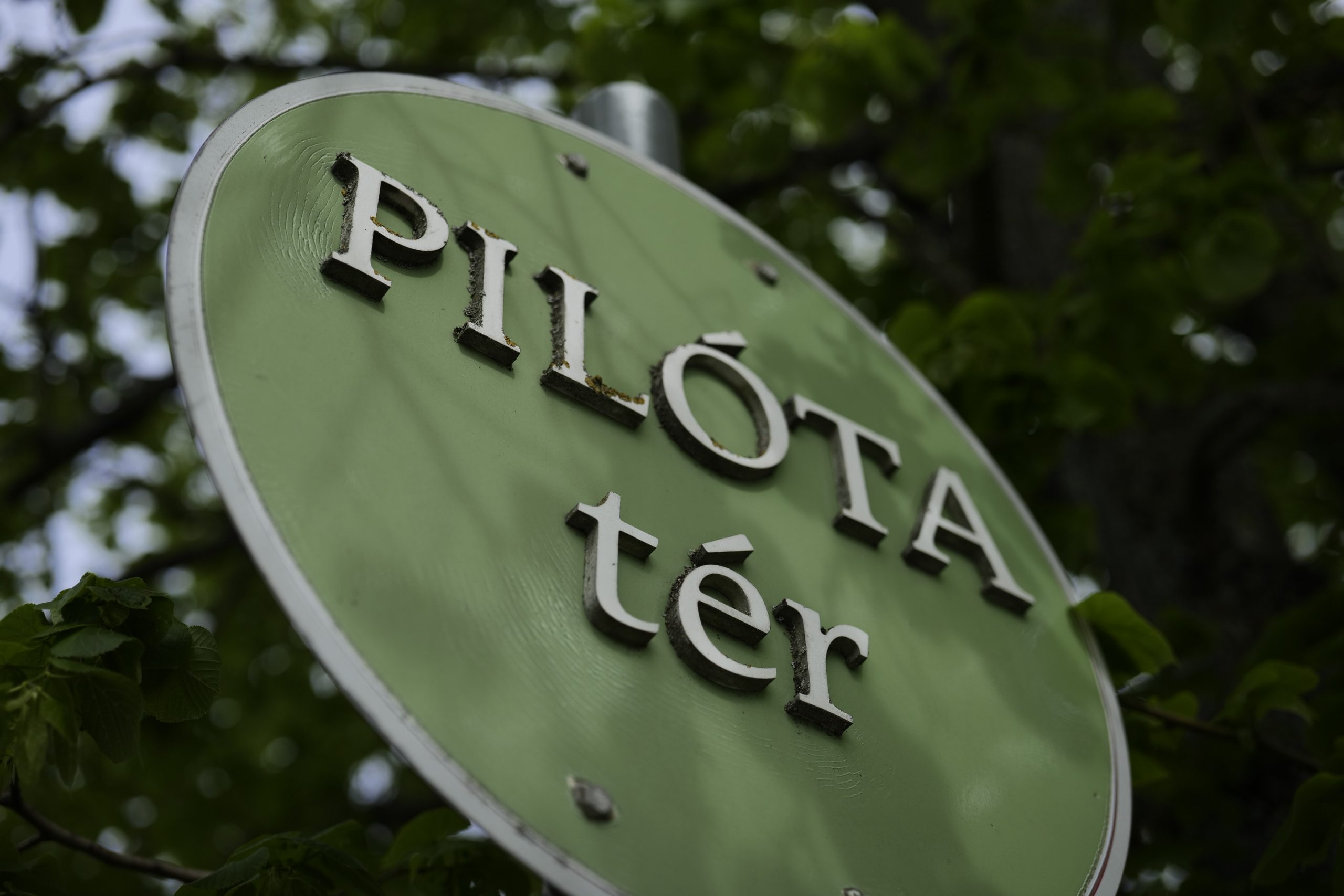 Pilóta tér<br />
