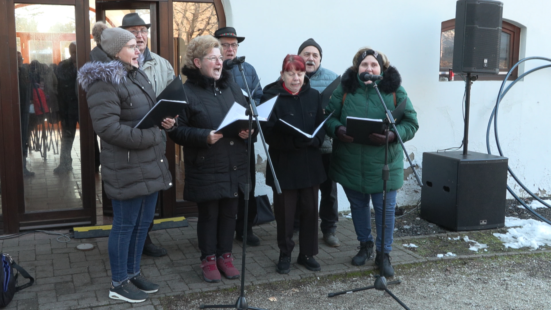 A bizalmat szolgálva